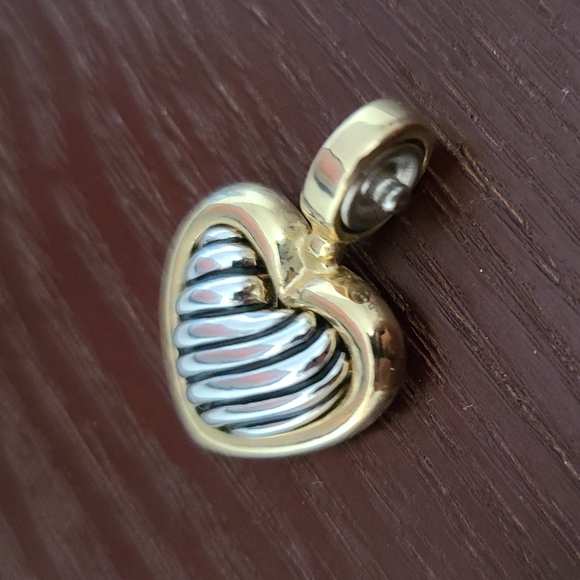 Vintage Heart Necklace and Earrings - Picture 6 of 9